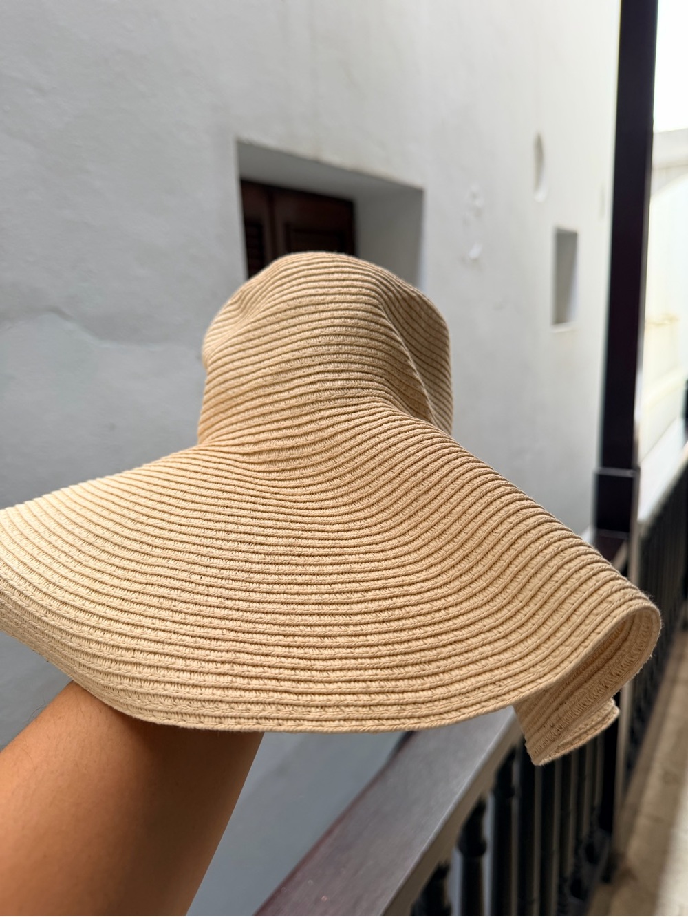 Beige Wide-Brim Summer Sun Hat